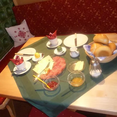 Guest house Haus Wiesenrand 3*